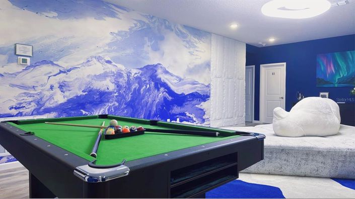 Image No.61-15 Bed Property for sale