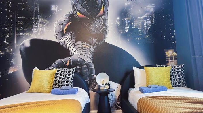 Image No.63-15 Bed Property for sale