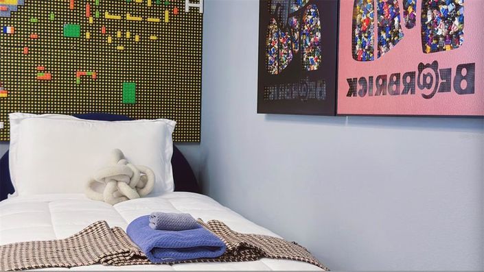 Image No.67-15 Bed Property for sale