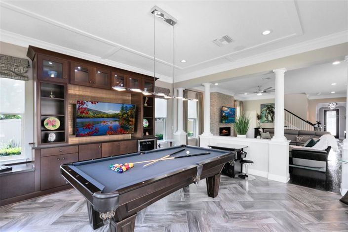 Image No.11-5 Bed Property for sale