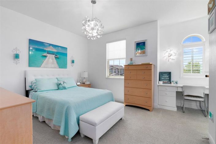 Image No.24-5 Bed Property for sale