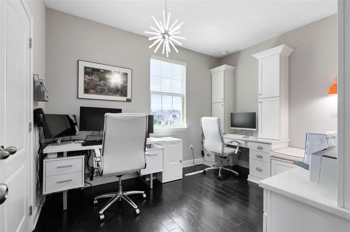 Image No.28-5 Bed Property for sale