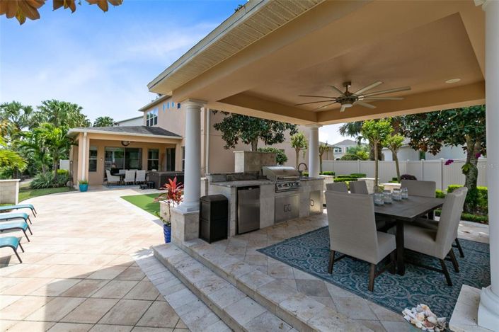 Image No.34-5 Bed Property for sale