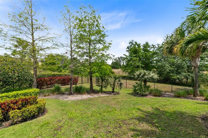 Image No.36-5 Bed Property for sale