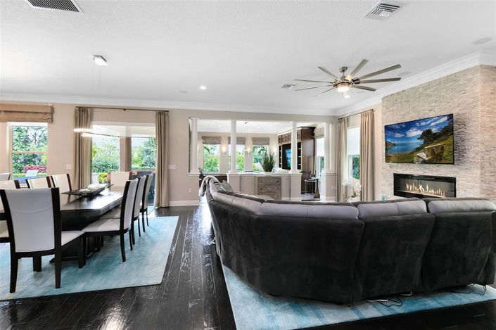 Image No.4-5 Bed Property for sale