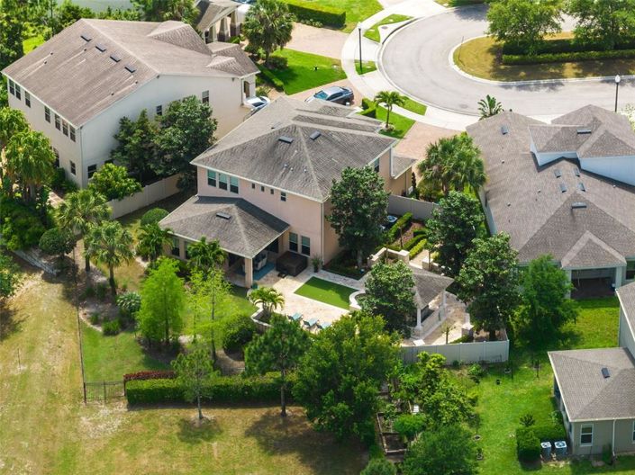 Image No.40-5 Bed Property for sale