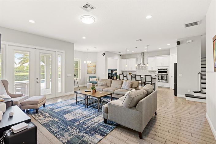 Image No.14-4 Bed Property for sale