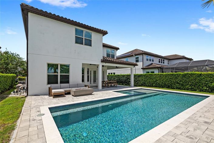 Image No.42-4 Bed Property for sale