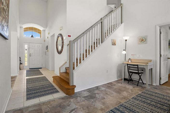 Image No.3-5 Bed Property for sale