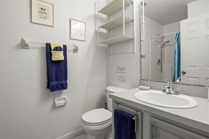 Image No.30-5 Bed Property for sale