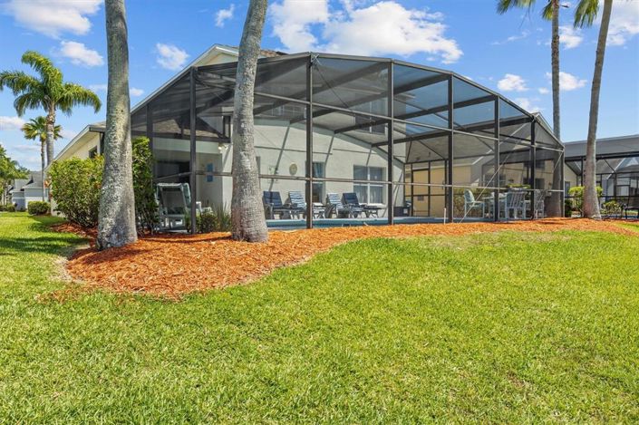 Image No.40-5 Bed Property for sale