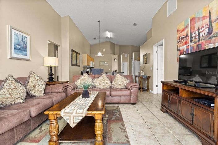 Image No.11-5 Bed Property for sale