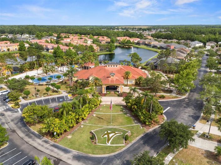 Image No.40-5 Bed Property for sale