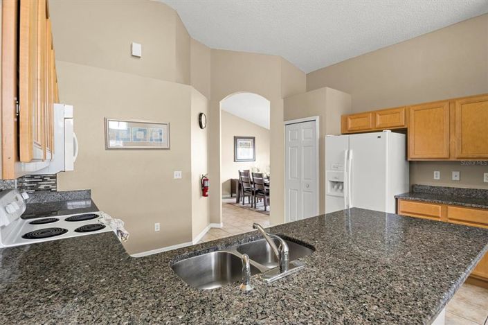 Image No.5-5 Bed Property for sale