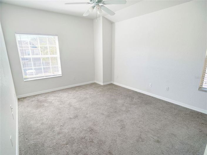 Image No.11-5 Bed Townhouse for sale