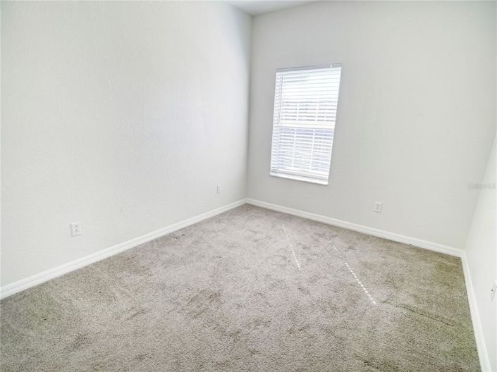 Image No.8-5 Bed Townhouse for sale