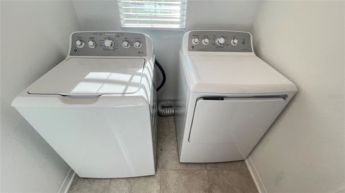 Image No.10-3 Bed Property for sale