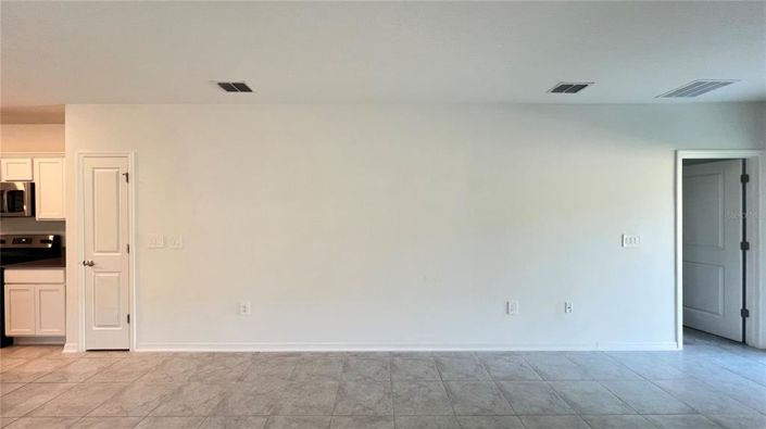 Image No.18-3 Bed Property for sale