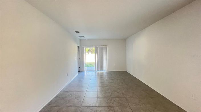 Image No.19-3 Bed Property for sale