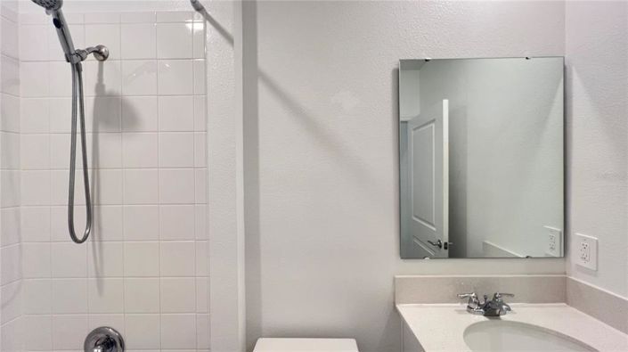 Image No.26-3 Bed Property for sale