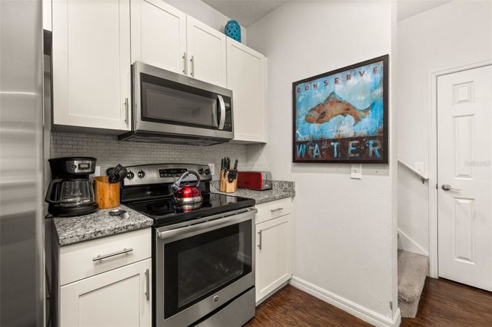 Image No.15-3 Bed Townhouse for sale