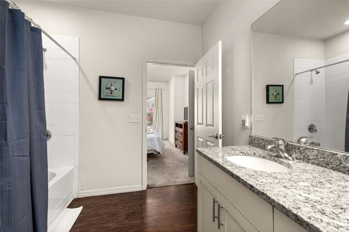 Image No.21-3 Bed Townhouse for sale