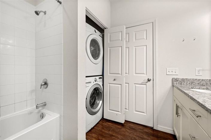 Image No.32-3 Bed Townhouse for sale