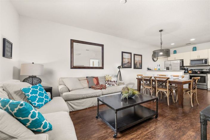 Image No.7-3 Bed Townhouse for sale