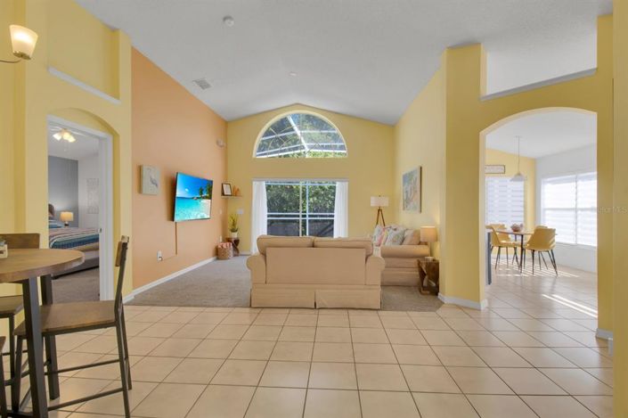 Image No.12-3 Bed Property for sale