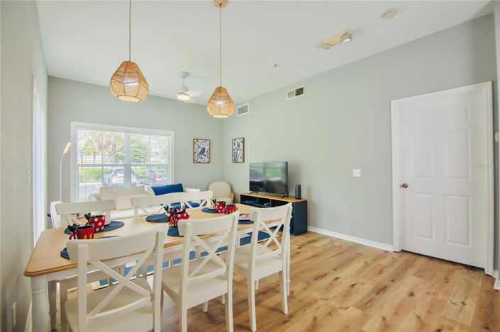 Image No.2-Maison de ville de 4 chambres à vendre à Kissimmee