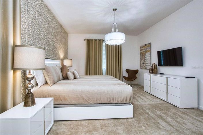 Image No.3-6 Bed Property for sale