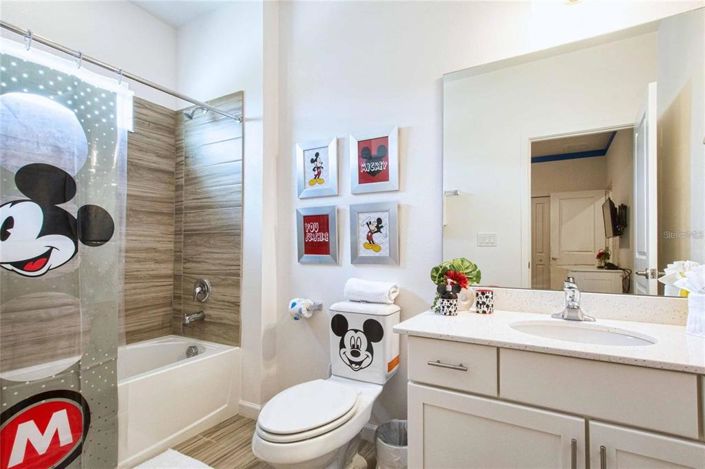 Image No.39-6 Bed Property for sale