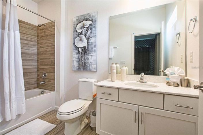 Image No.42-6 Bed Property for sale