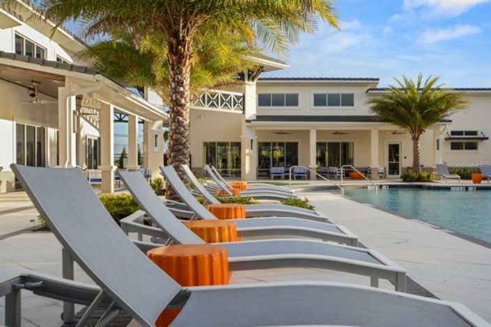 Image No.47-6 Bed Property for sale