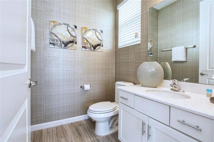 Image No.8-Propriété de 6 chambres à vendre à Kissimmee