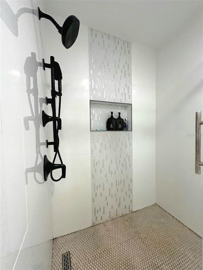 Image No.21-4 Bed Property for sale