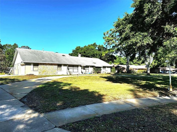 Image No.3-4 Bed Property for sale