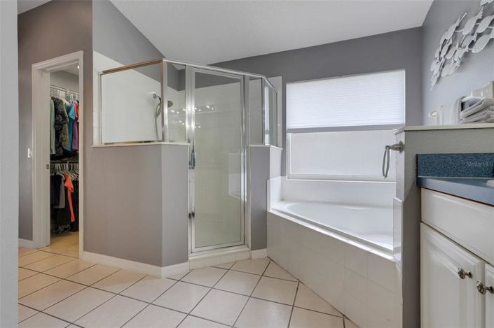 Image No.22-4 Bed Property for sale