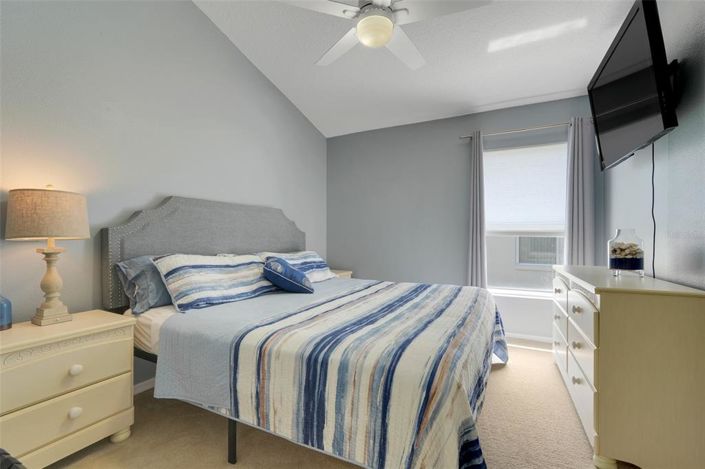 Image No.28-4 Bed Property for sale