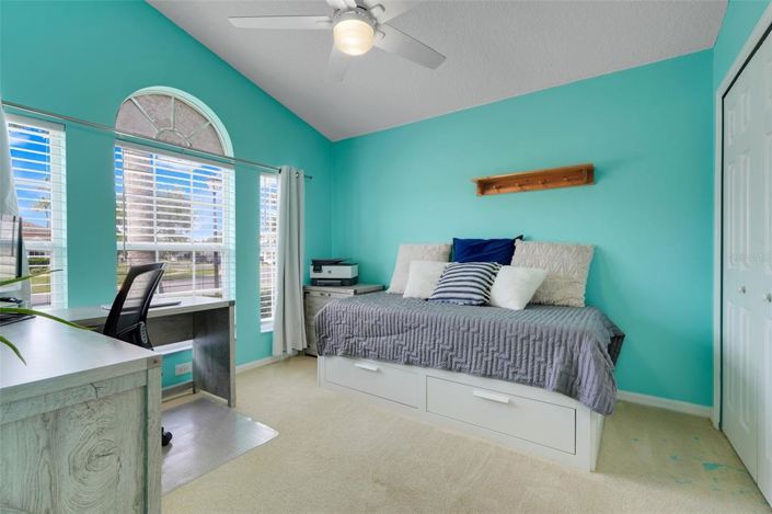 Image No.32-4 Bed Property for sale