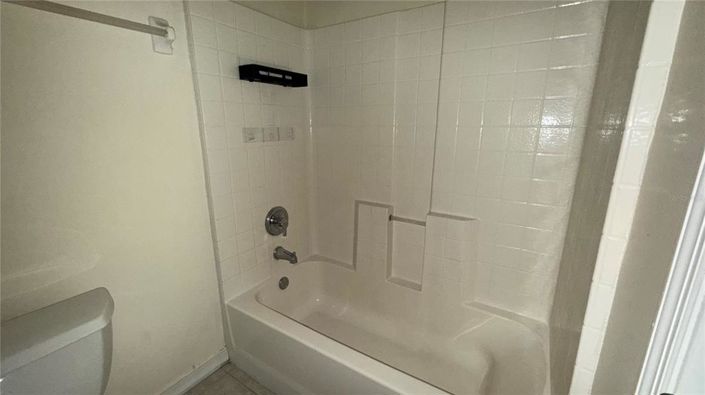 Image No.37-4 Bed Property for sale