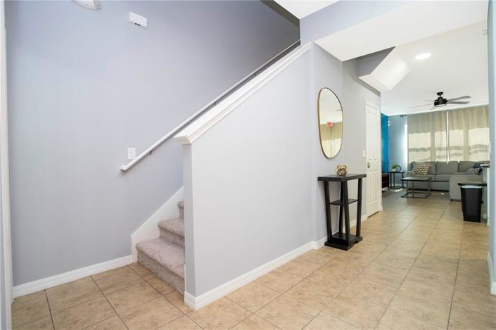 Image No.14-4 Bed Townhouse for sale