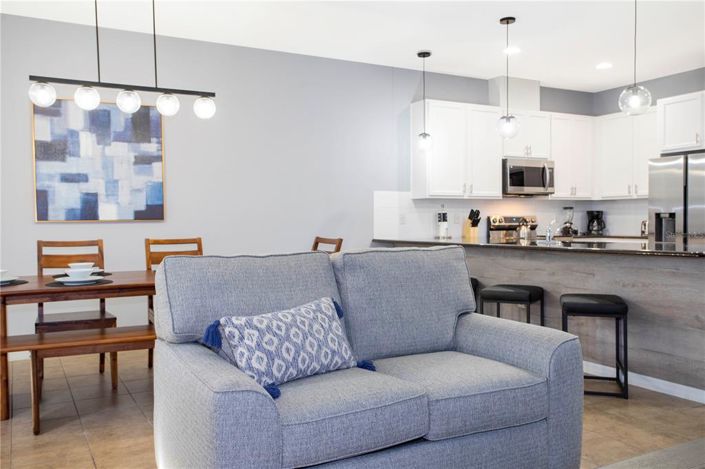 Image No.28-4 Bed Townhouse for sale