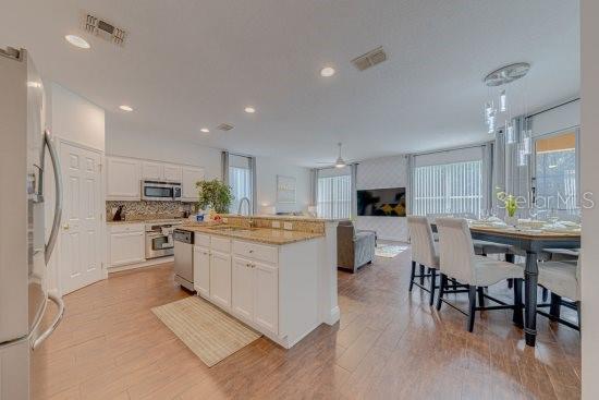 Image No.15-Propriété de 4 chambres à vendre à Kissimmee