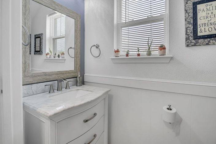 Image No.16-4 Bed Property for sale