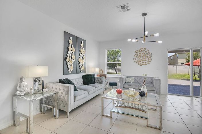 Image No.5-Propriété de 4 chambres à vendre à Kissimmee