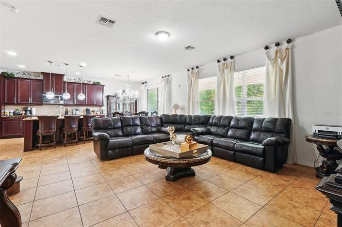 Image No.16-5 Bed Property for sale