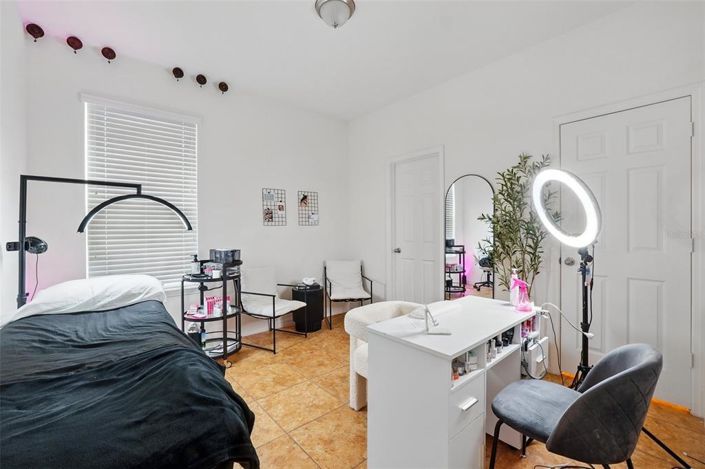 Image No.31-5 Bed Property for sale