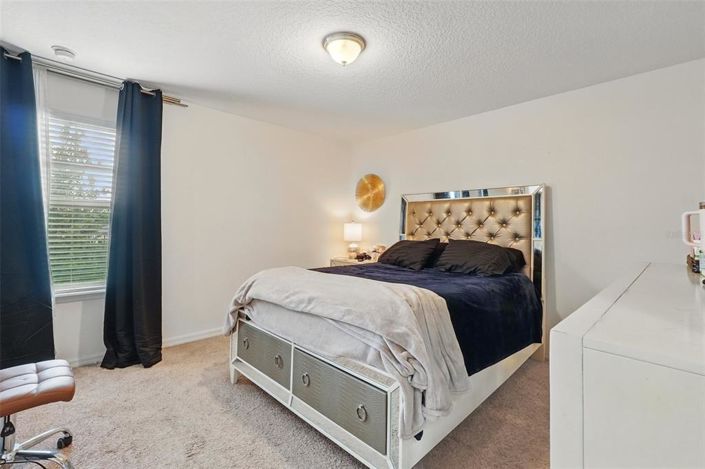 Image No.40-5 Bed Property for sale