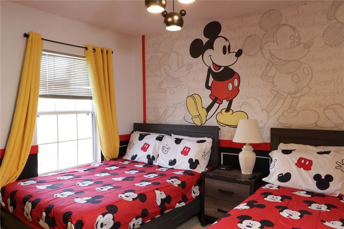 Image No.22-4 Bed Townhouse for sale